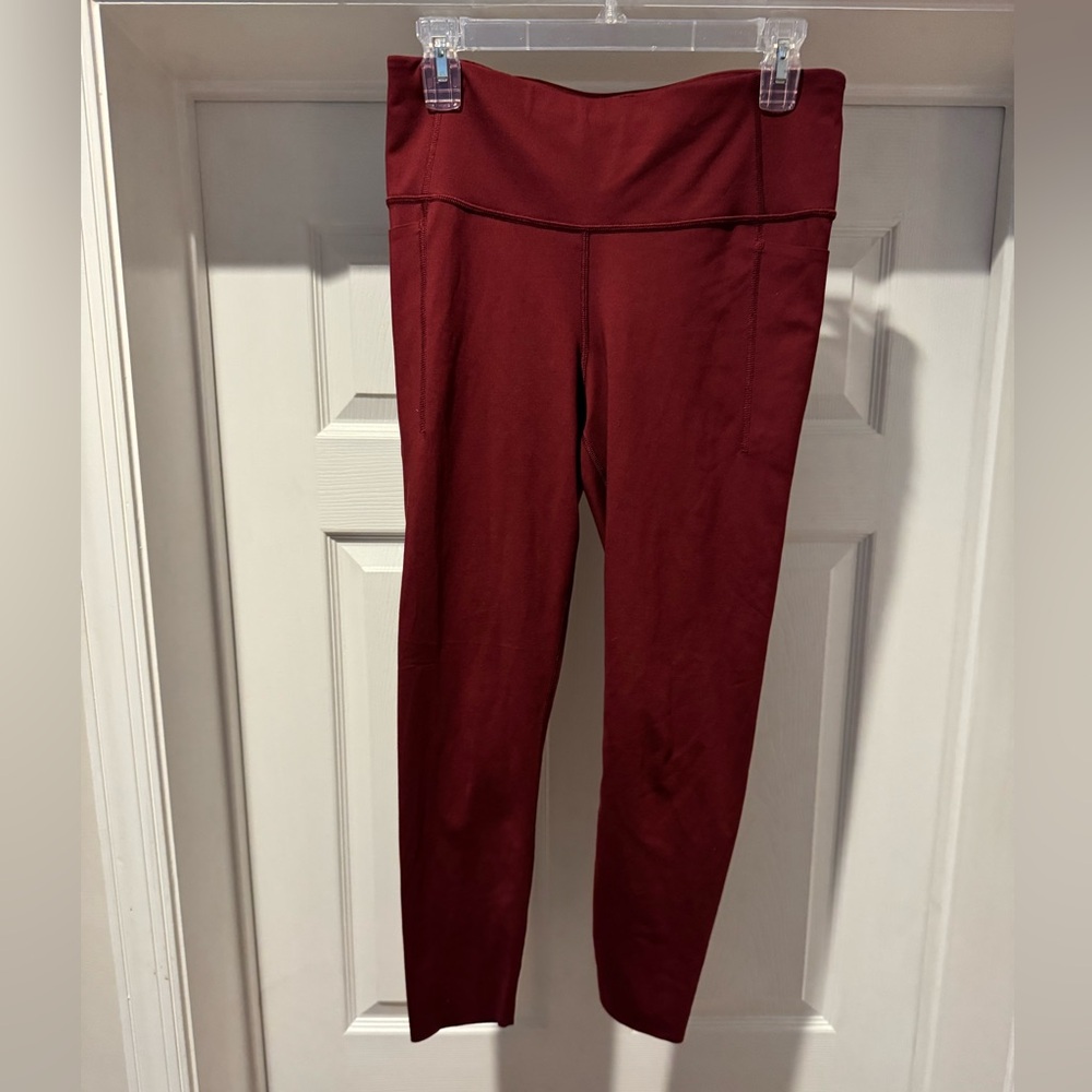 GapFit Women's Burgundy Leggings Sz Medium
